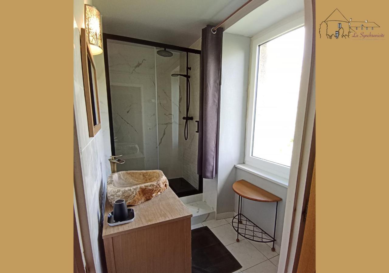 La Synchronicite - Chambres D'Hotes Saint-Sauveur-Villages Екстер'єр фото
