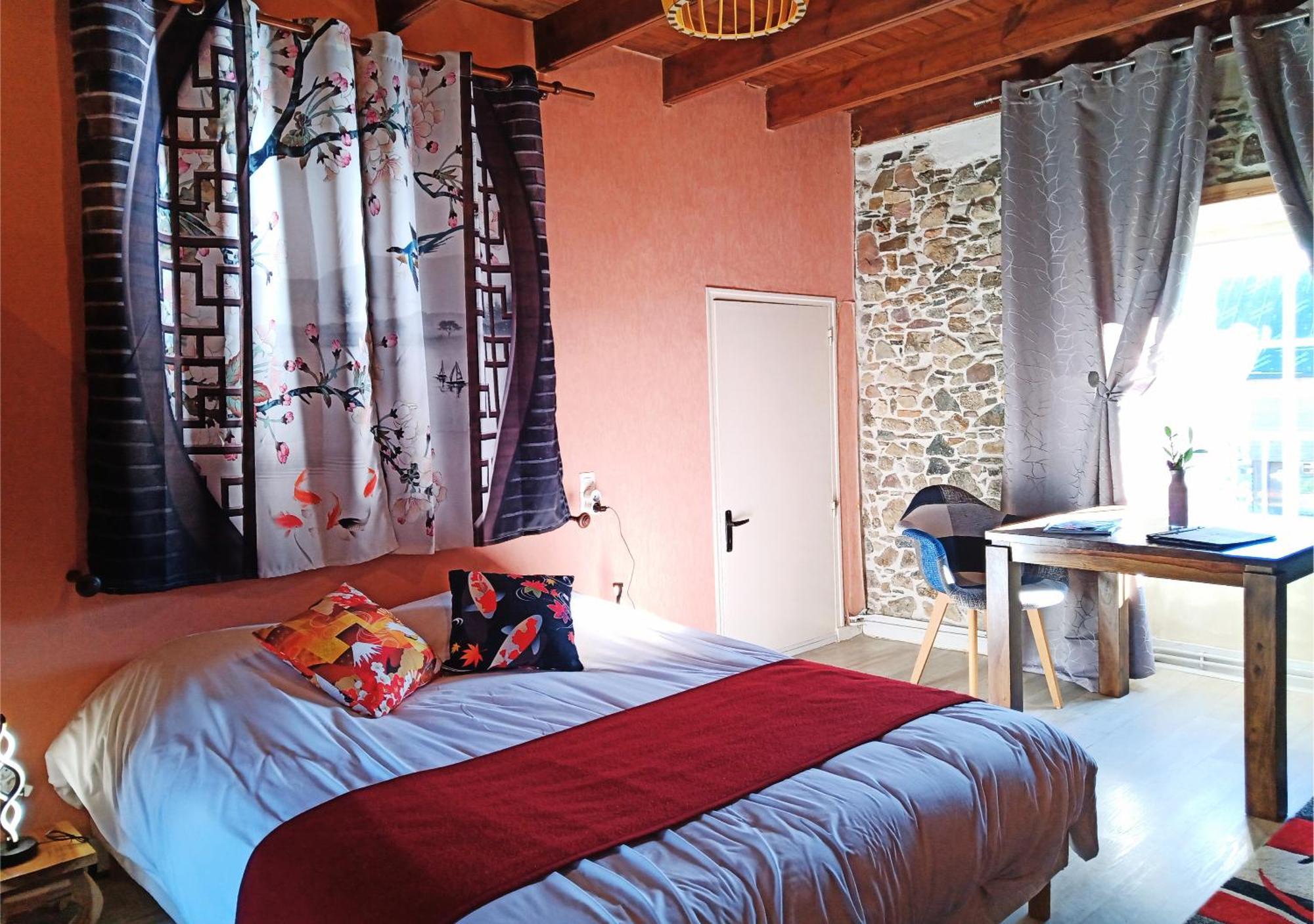 La Synchronicite - Chambres D'Hotes Saint-Sauveur-Villages Екстер'єр фото