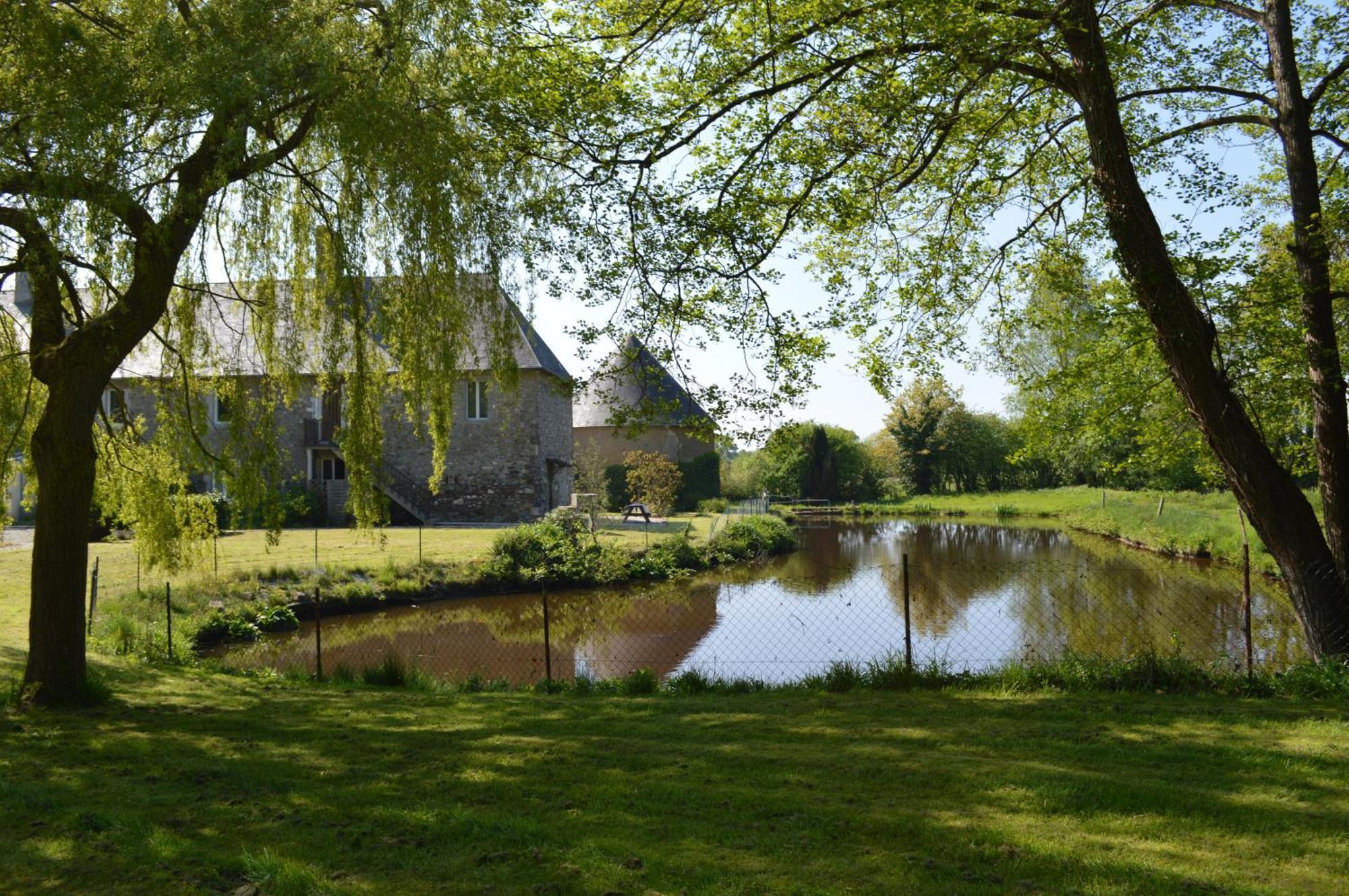 La Synchronicite - Chambres D'Hotes Saint-Sauveur-Villages Екстер'єр фото